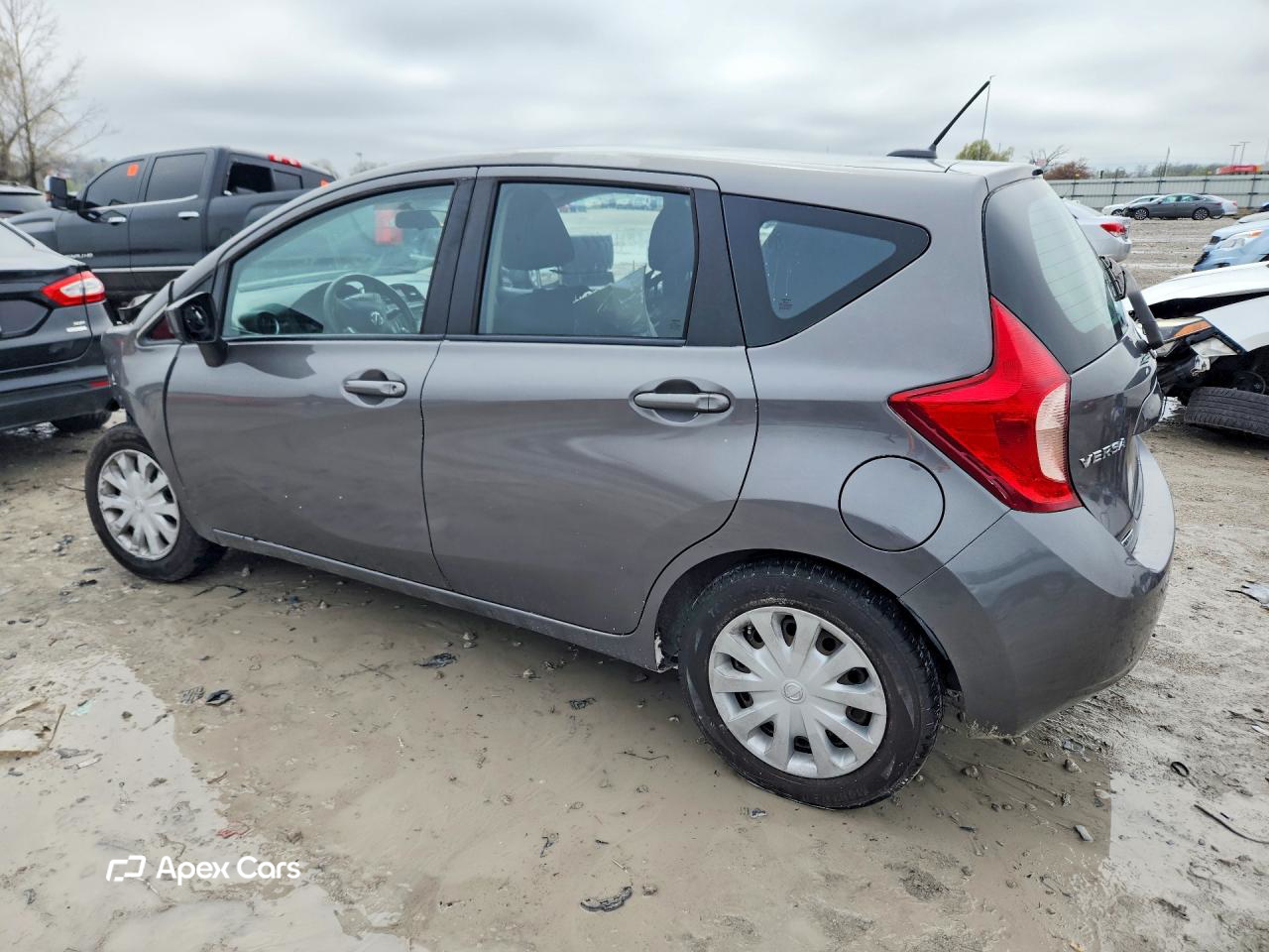 Nissan Versa 2016