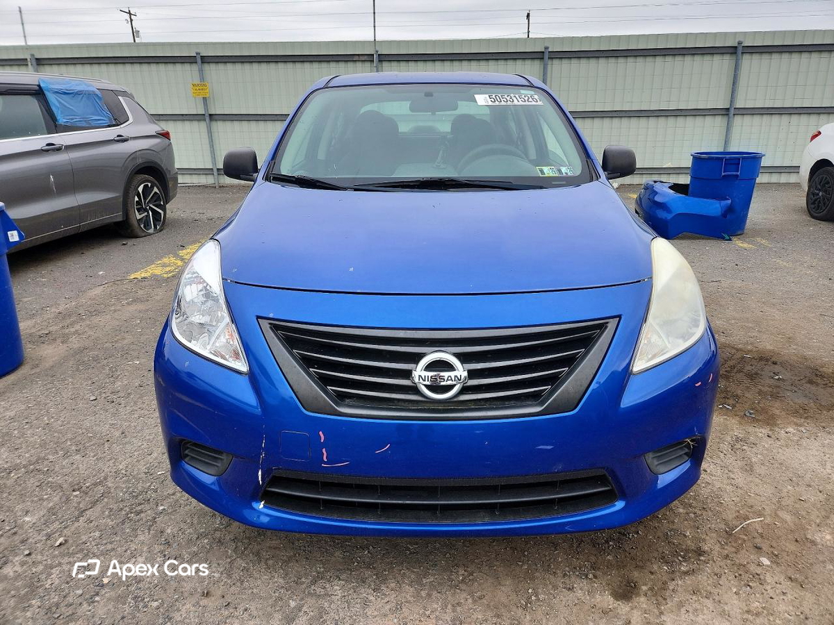 Nissan Versa 2012