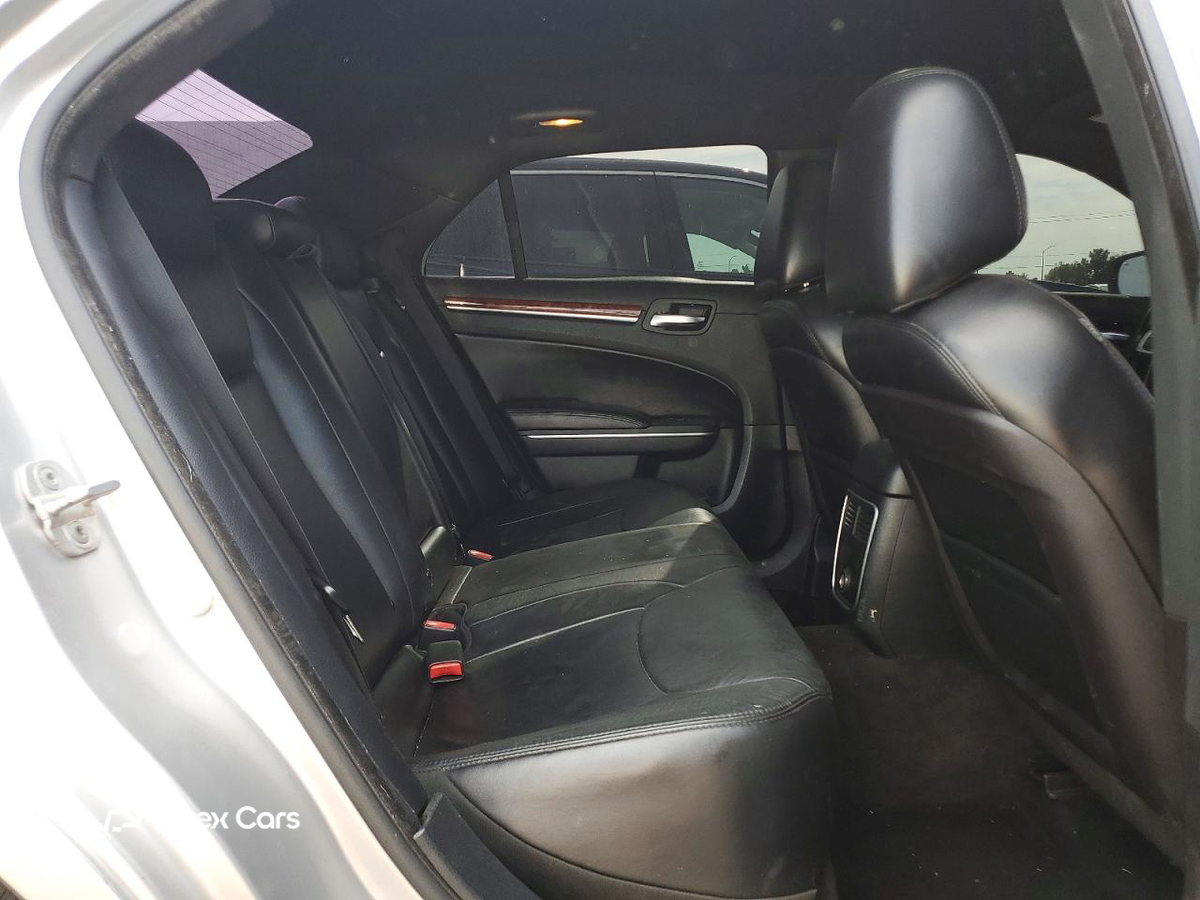 Chrysler 300 2012