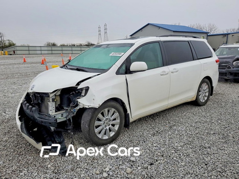 Toyota Sienna 2011 - Image 1 of 5