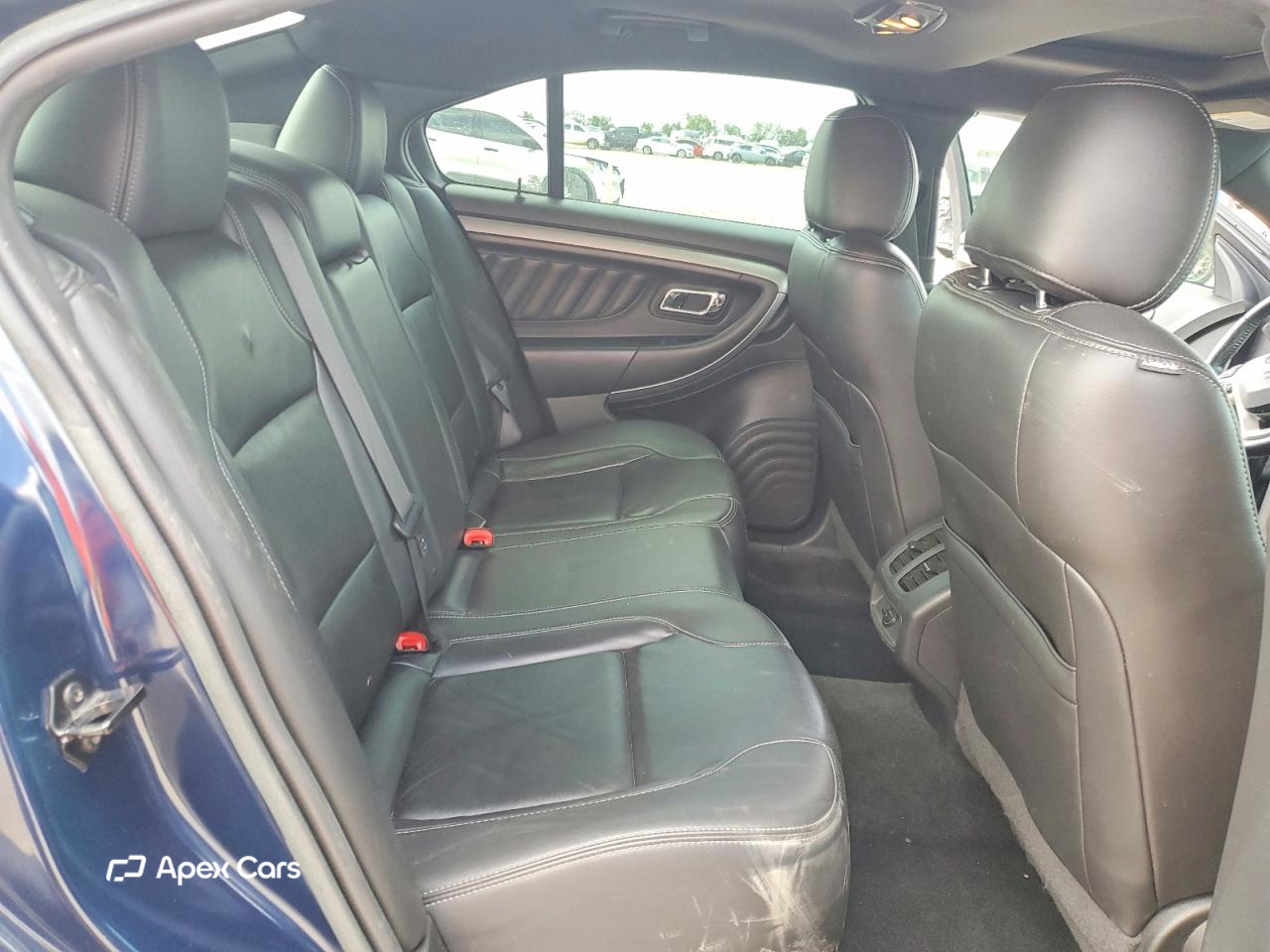 Ford Taurus 2016
