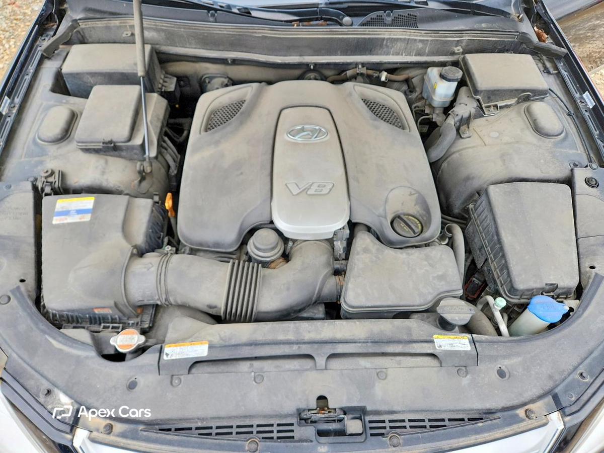 Hyundai Genesis 2011