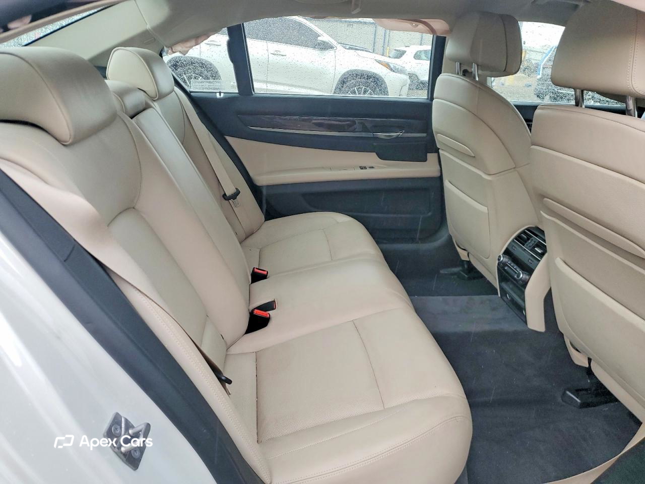 BMW Series 7 2012