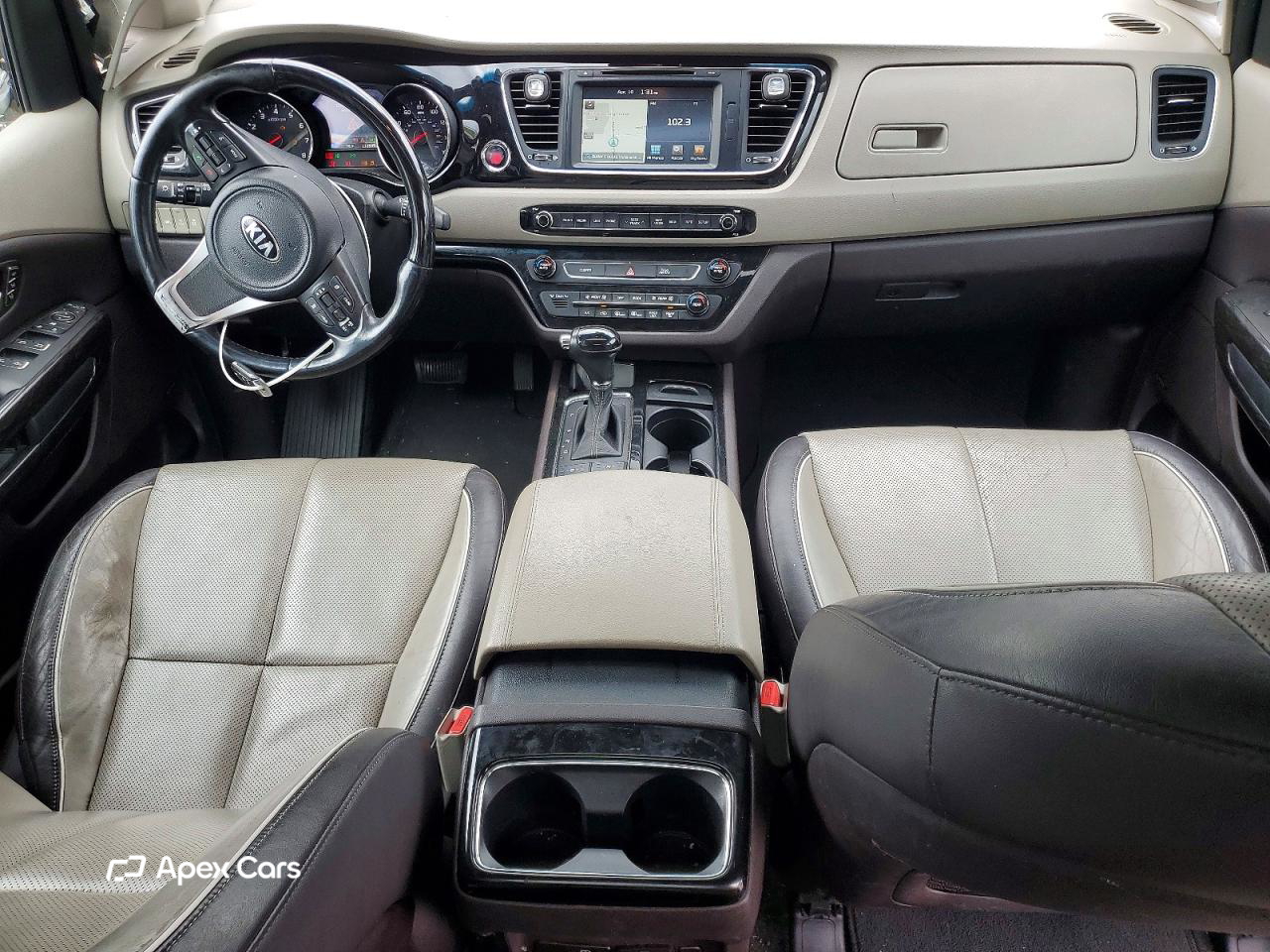 Kia Sedona 2016
