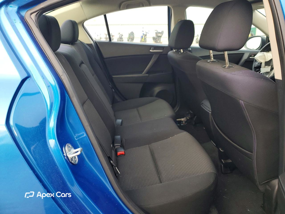 Mazda 3 2012