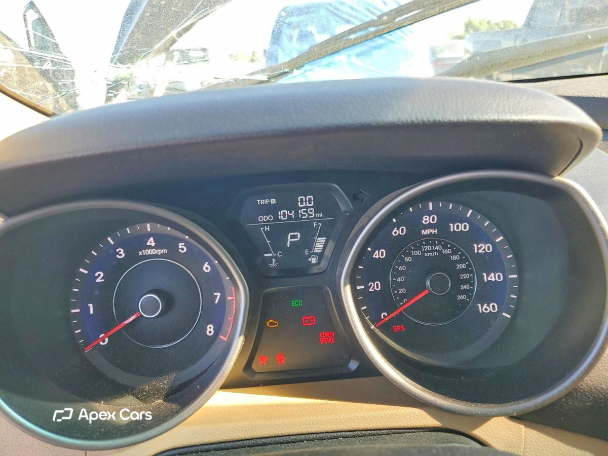 Hyundai Elantra 2013