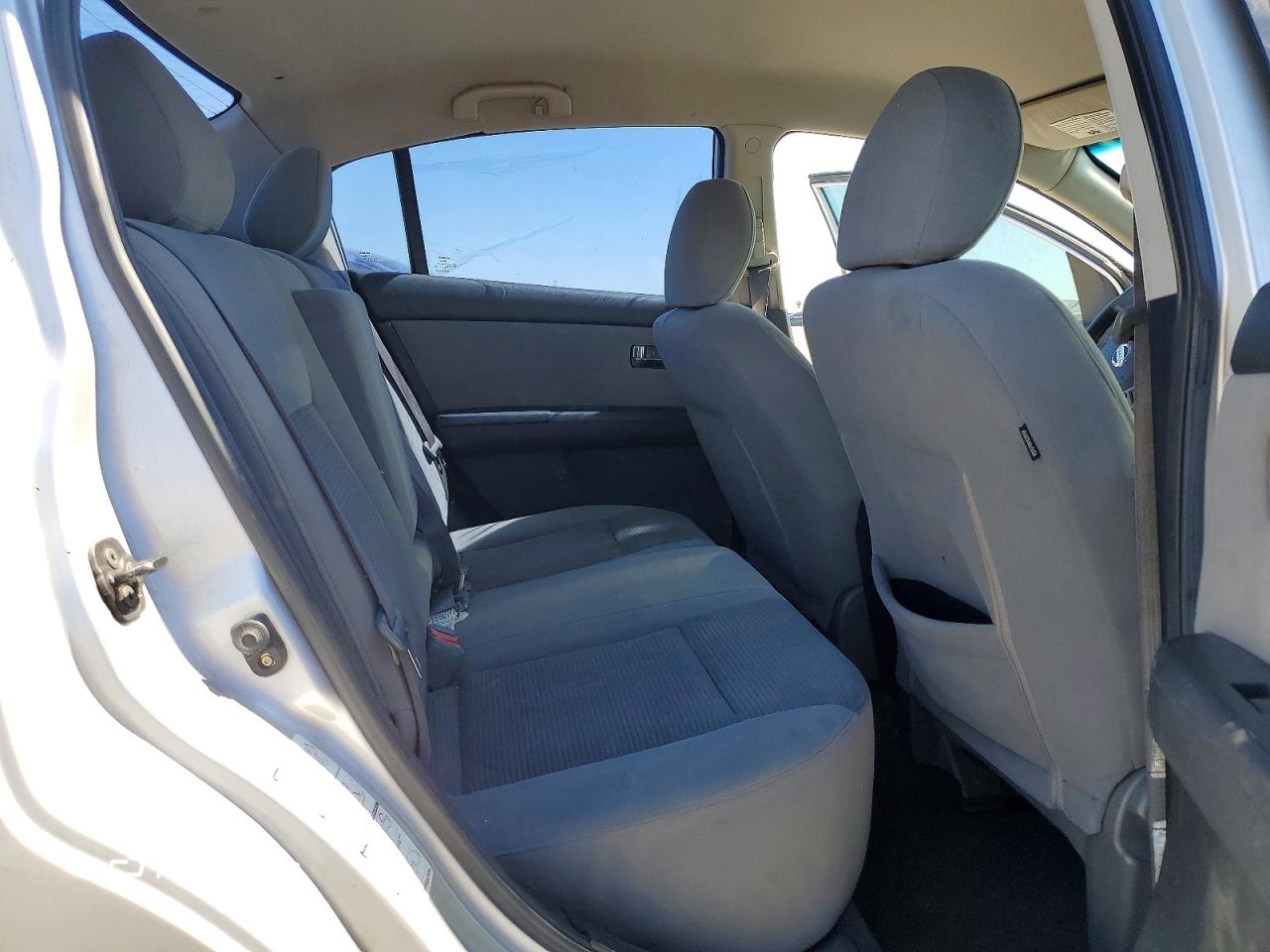 Nissan Sentra 2011
