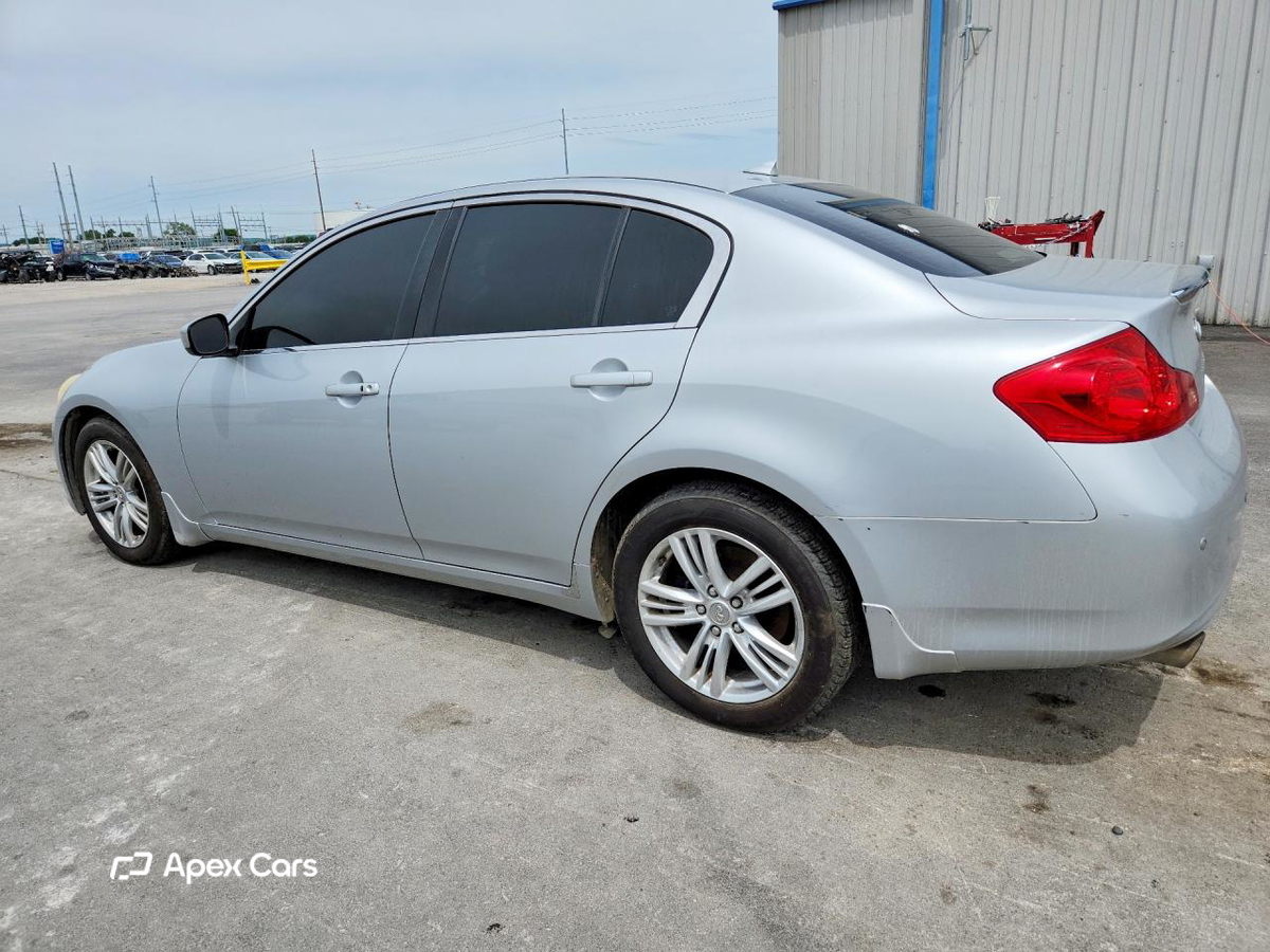 Infiniti G 2013