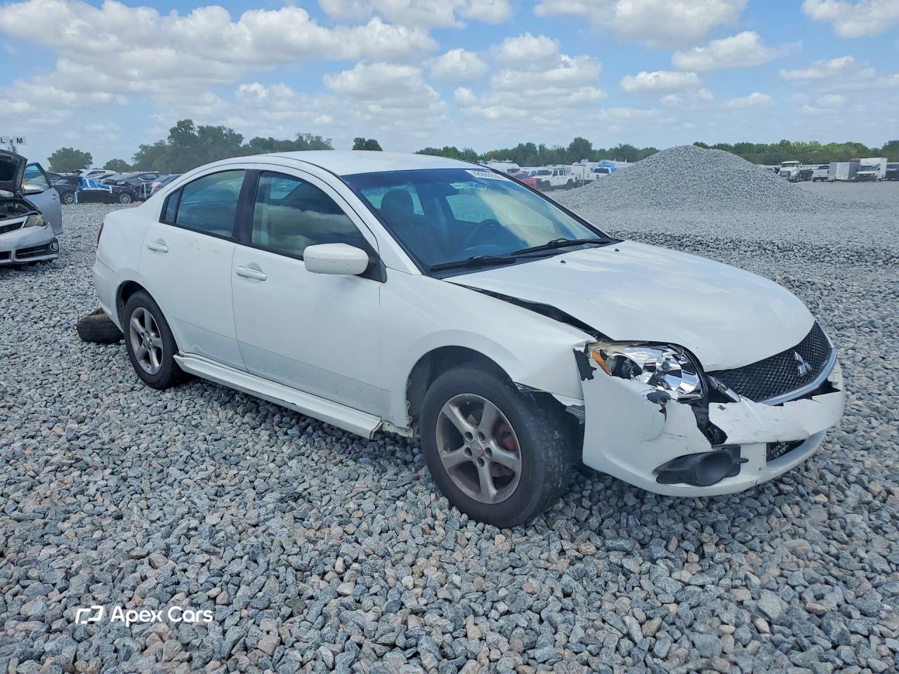 Mitsubishi Galant 2010