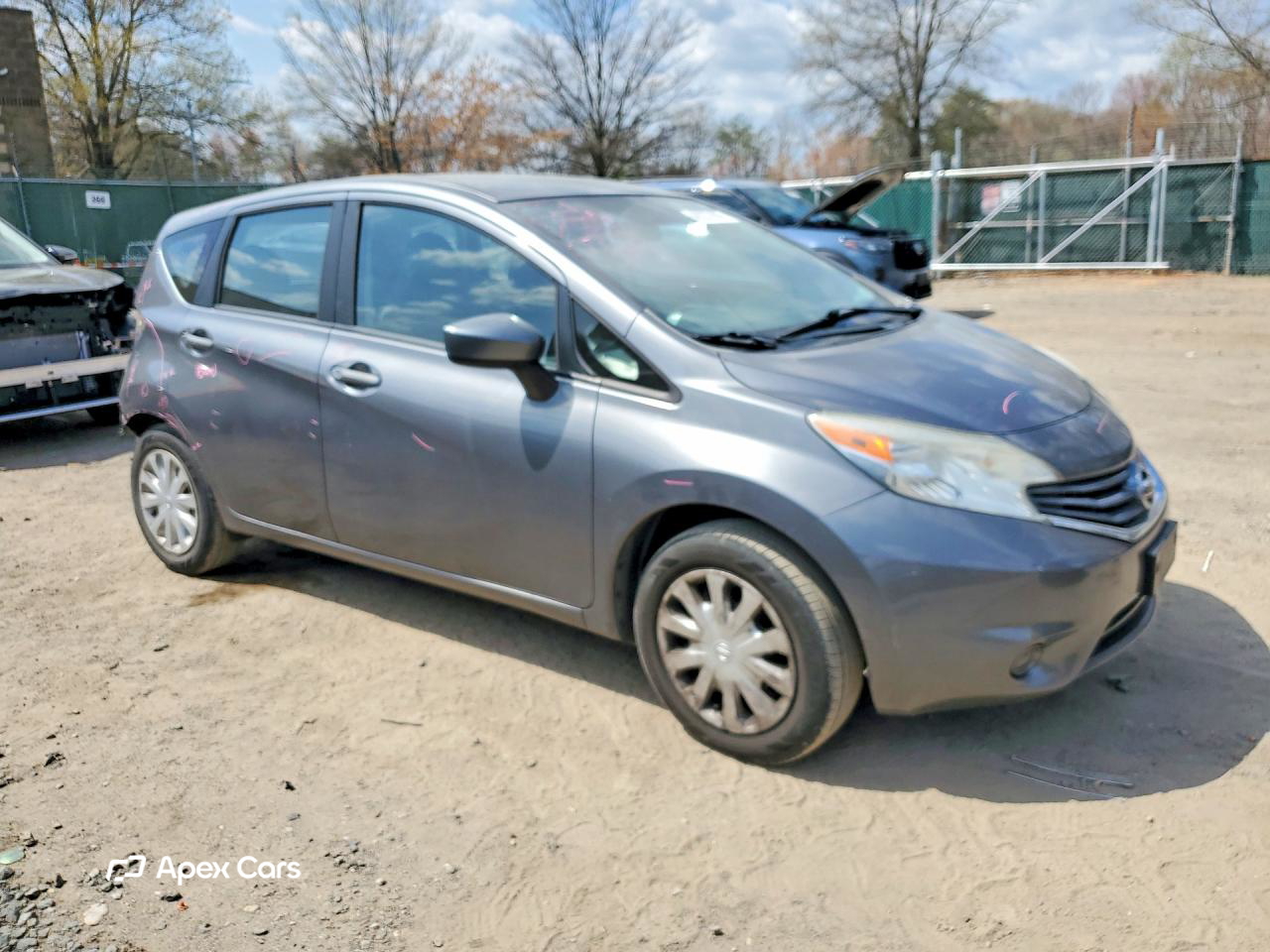 Nissan Versa 2016