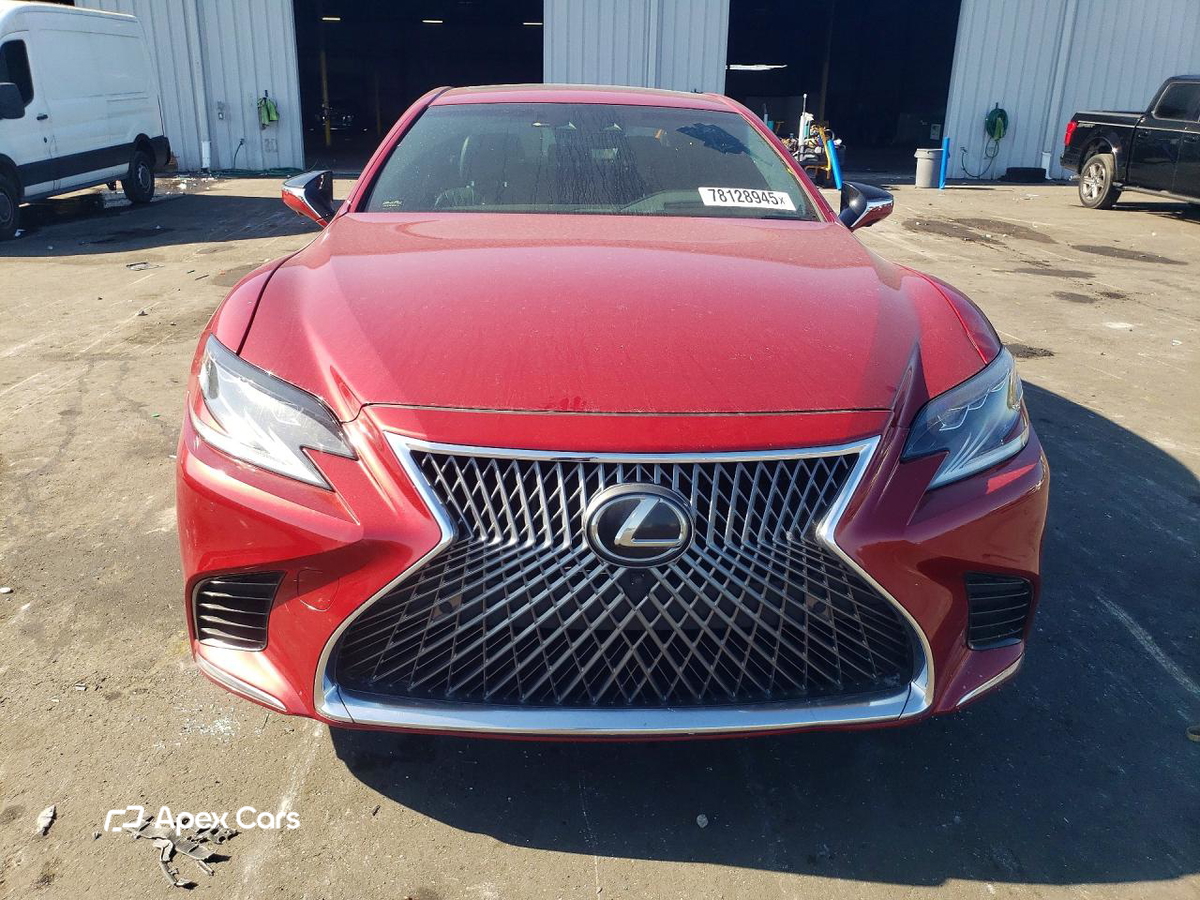 Lexus  2019