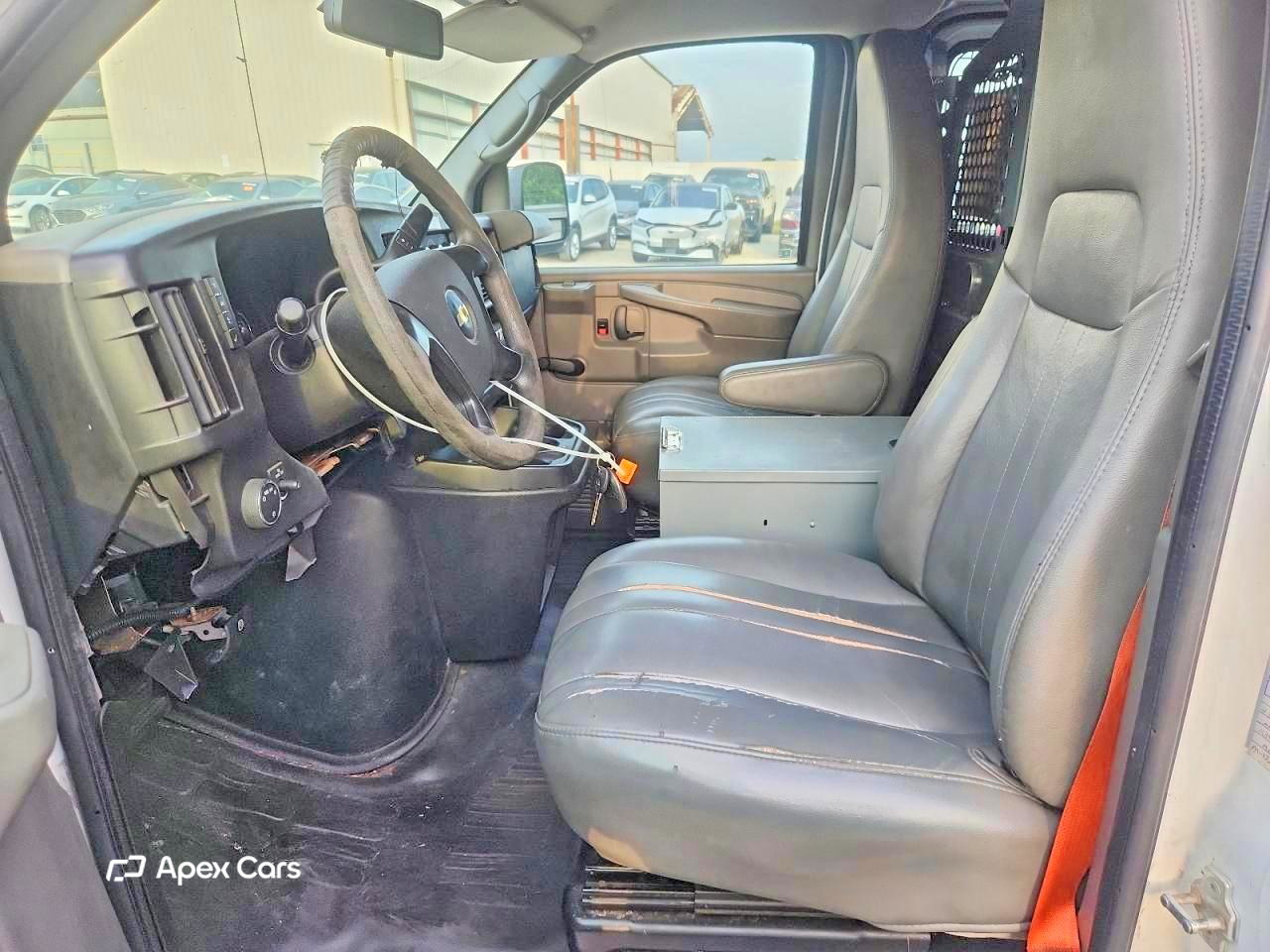 Chevrolet Express 2013