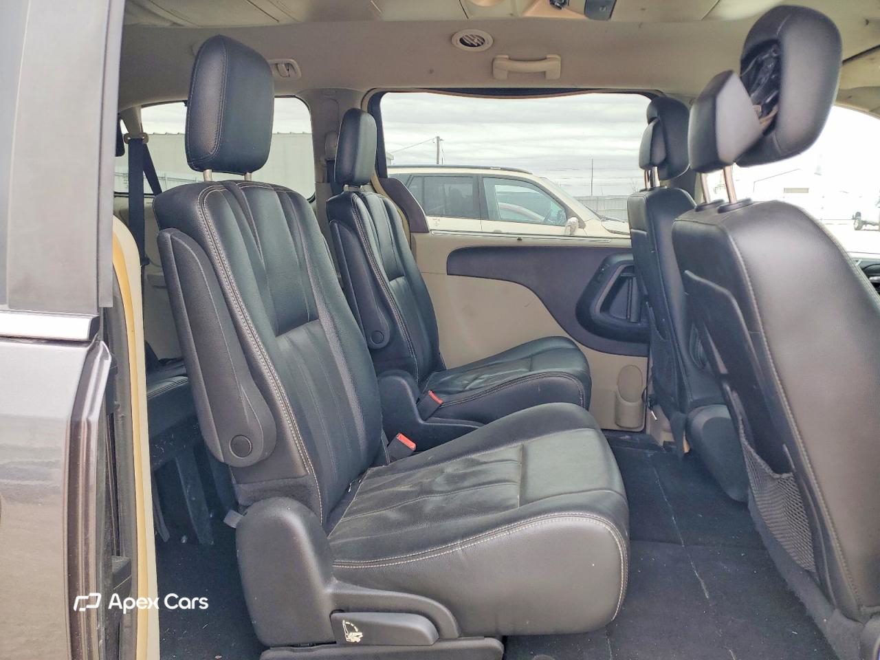 Chrysler Voyager 2015
