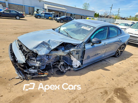 Volvo S60 2024 - Image 1 of 13