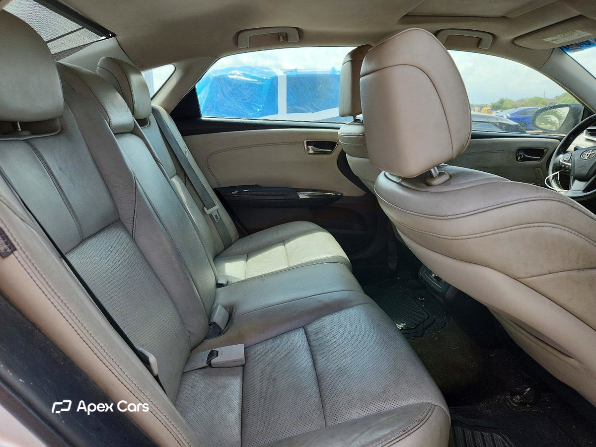 Toyota Avalon 2014