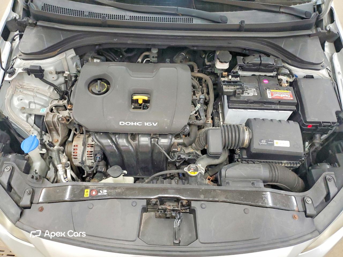 Hyundai Elantra 2017