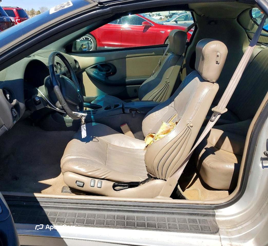 Pontiac Trans Sport 2002