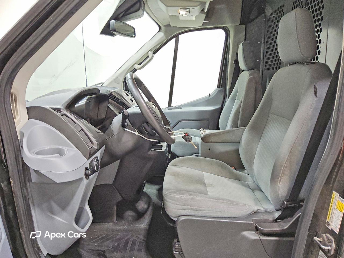 Ford Transit 2015