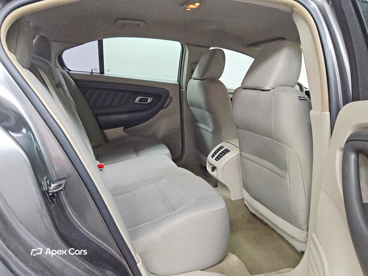 Ford Taurus 2011
