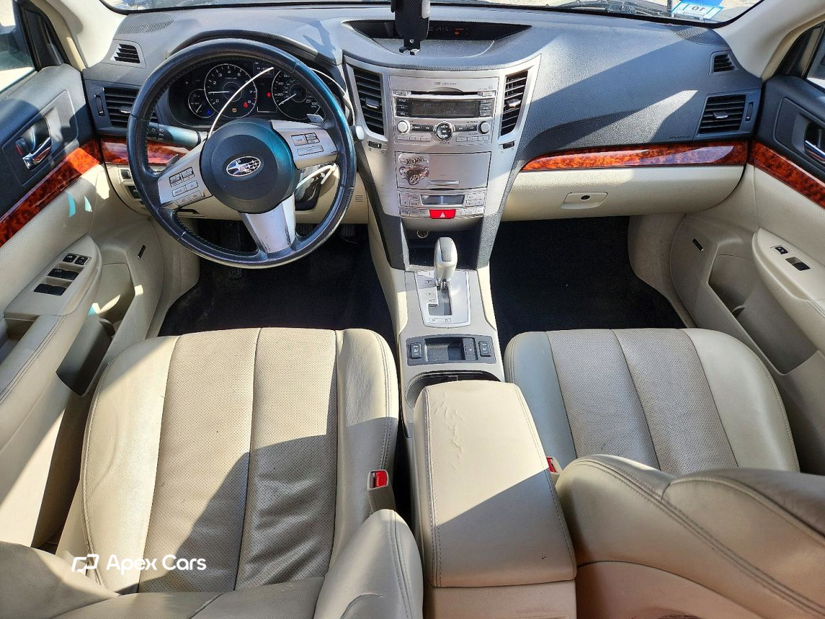 Subaru Legacy 2011