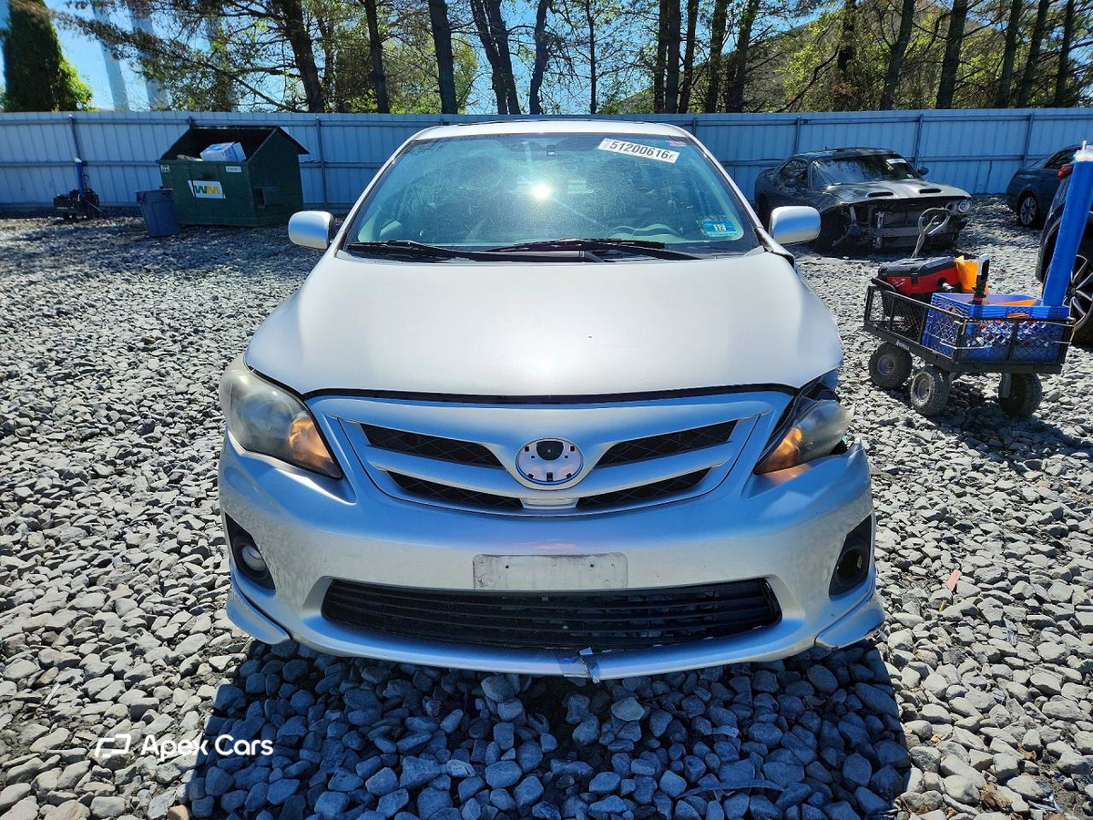 Toyota Corolla 2011