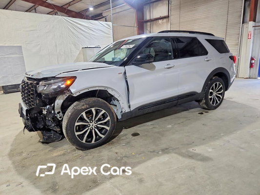 Ford Explorer 2026 - Image 1 of 14