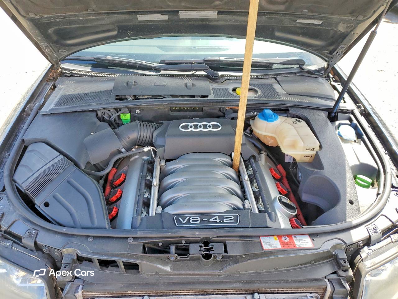 Audi RS4 2004