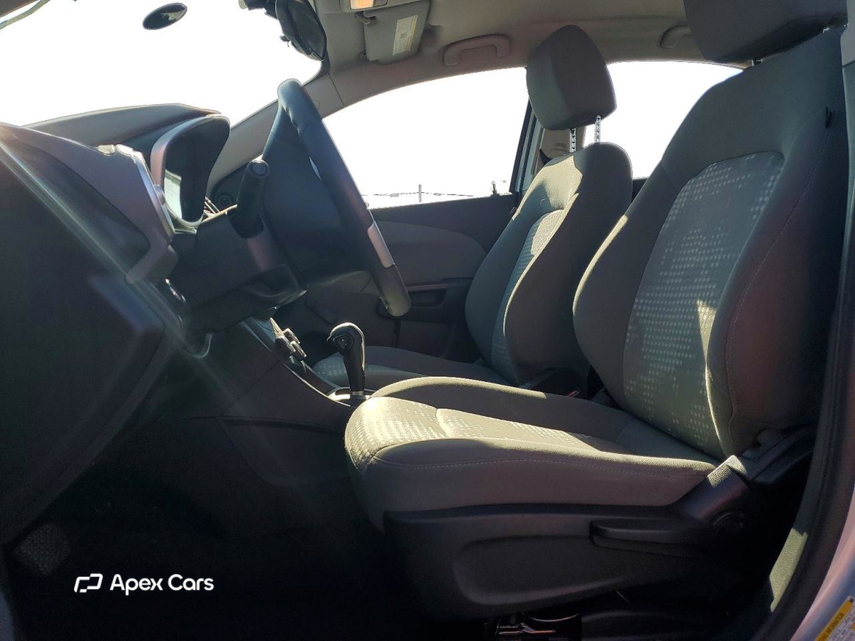 Chevrolet Sonic 2018