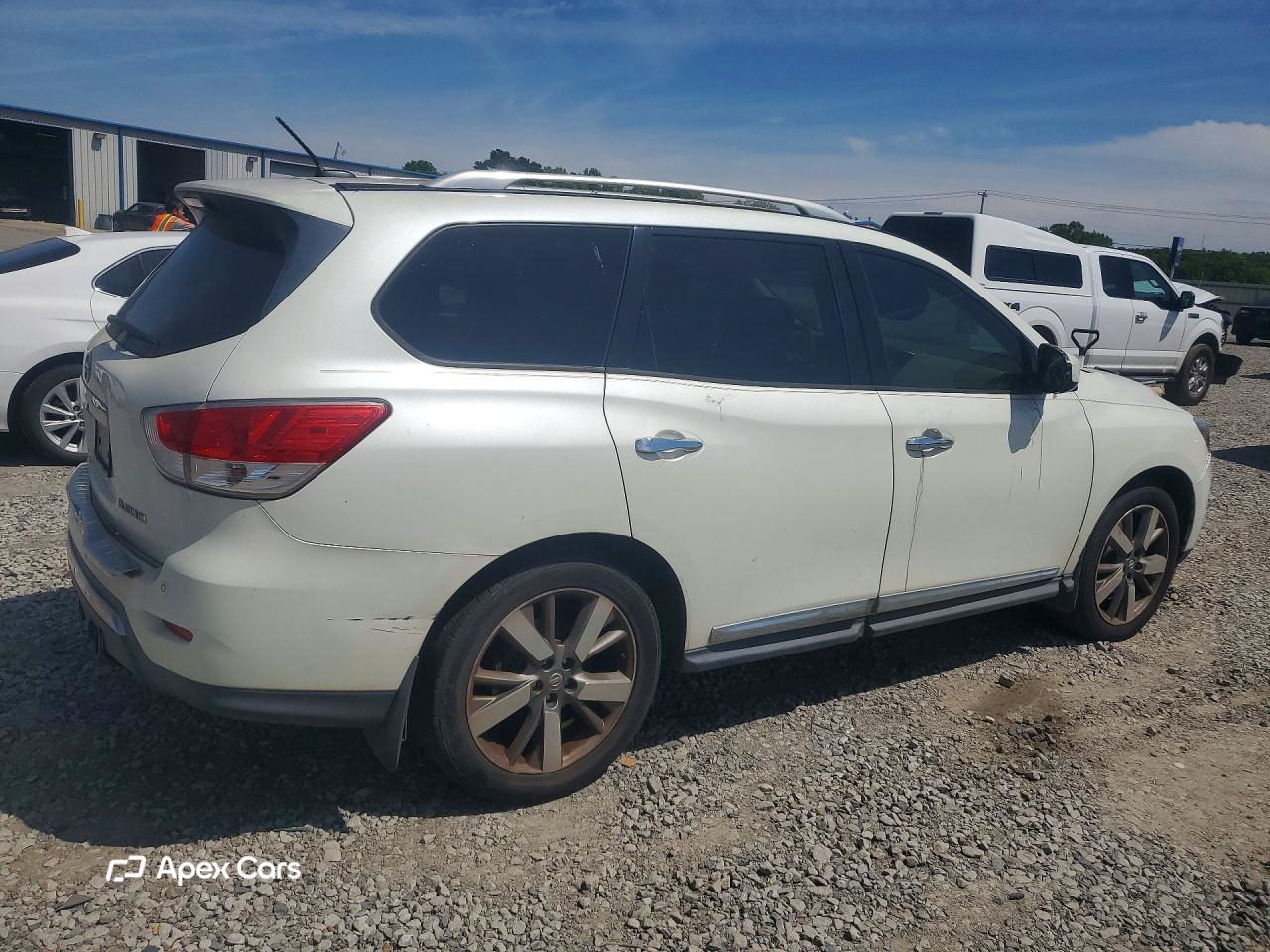 Nissan Pathfinder 2015