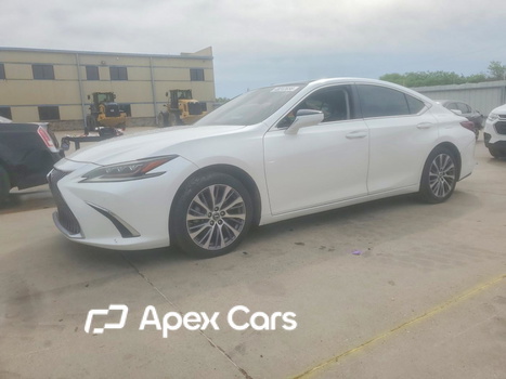 Lexus ES 2019 - Image 1 of 12