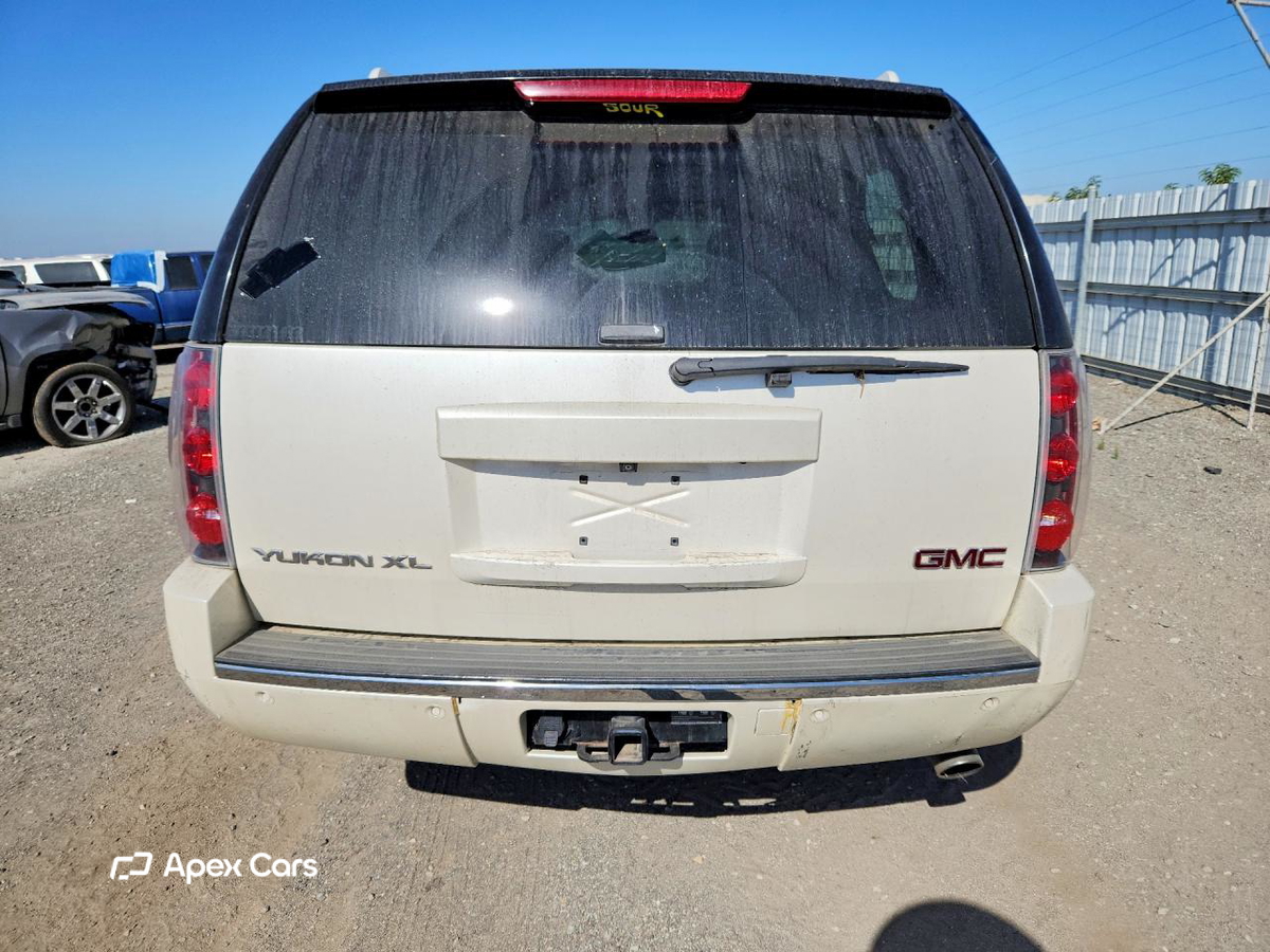 GMC Yukon 2013