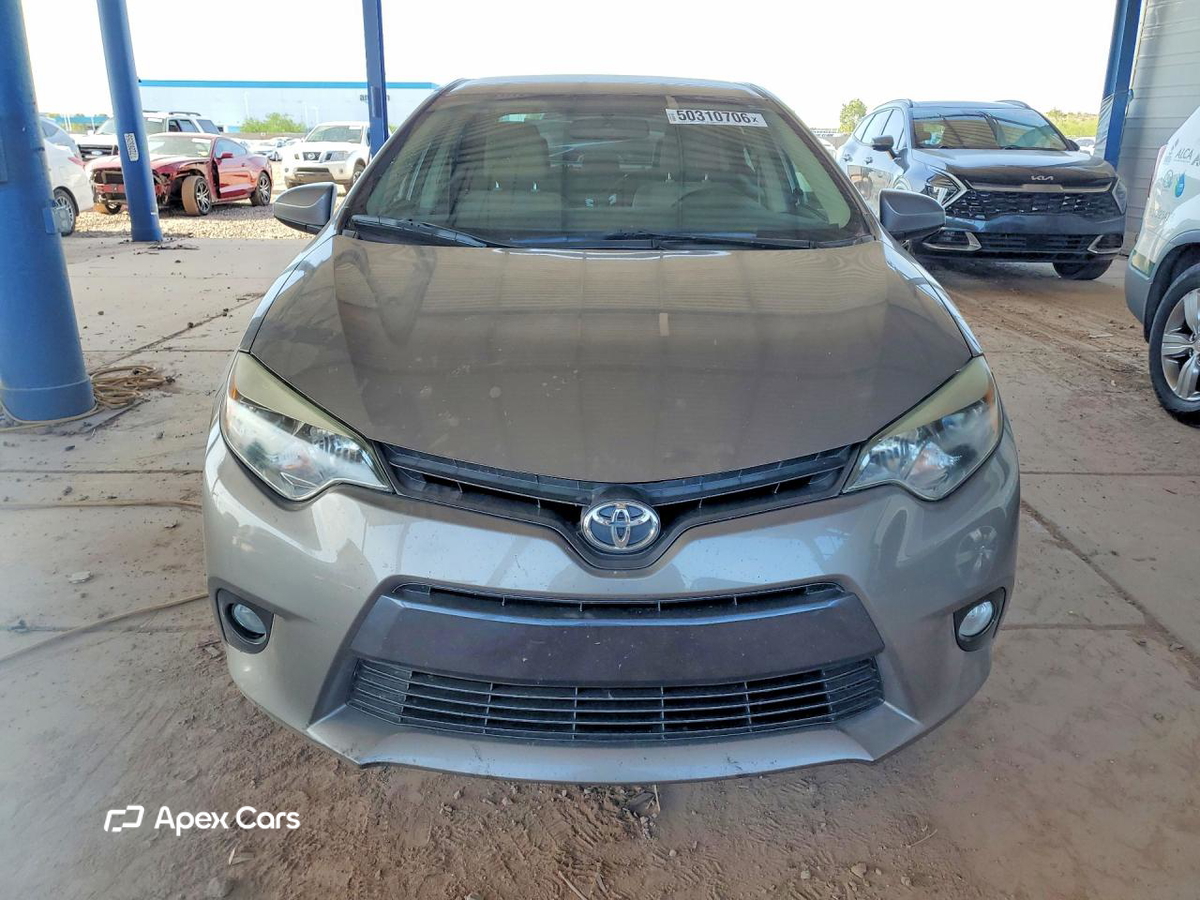 Toyota Corolla 2015