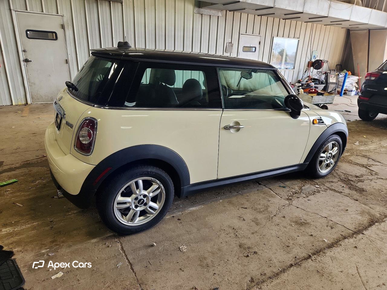 MINI Cooper 2013