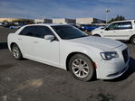 Chrysler 300 2015