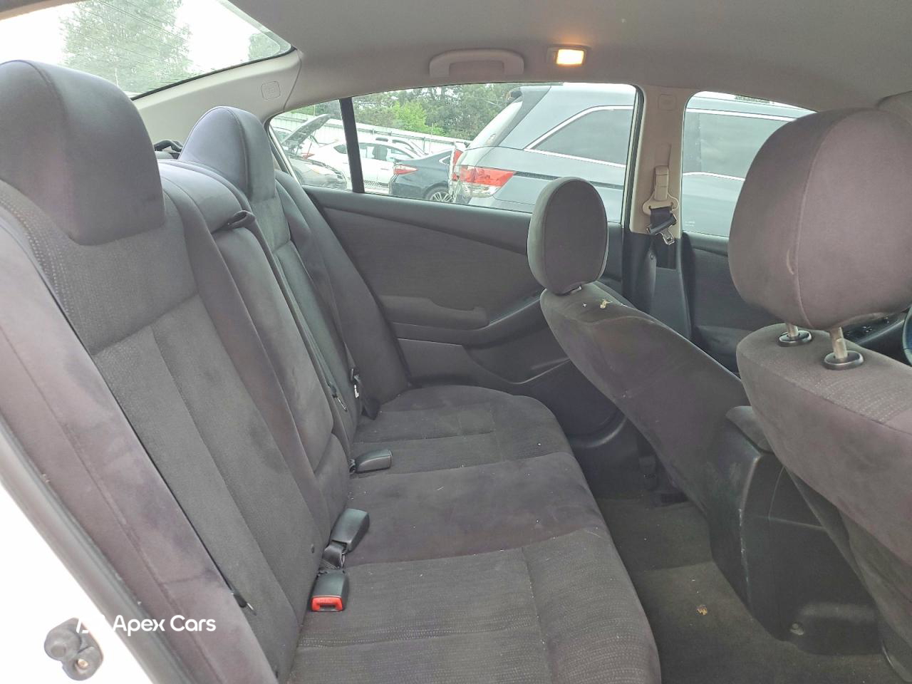 Nissan Altima 2011