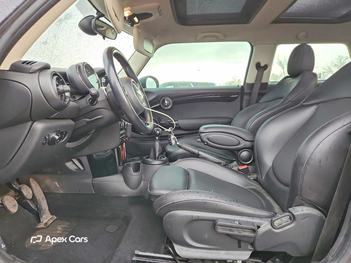 MINI Cooper 2018