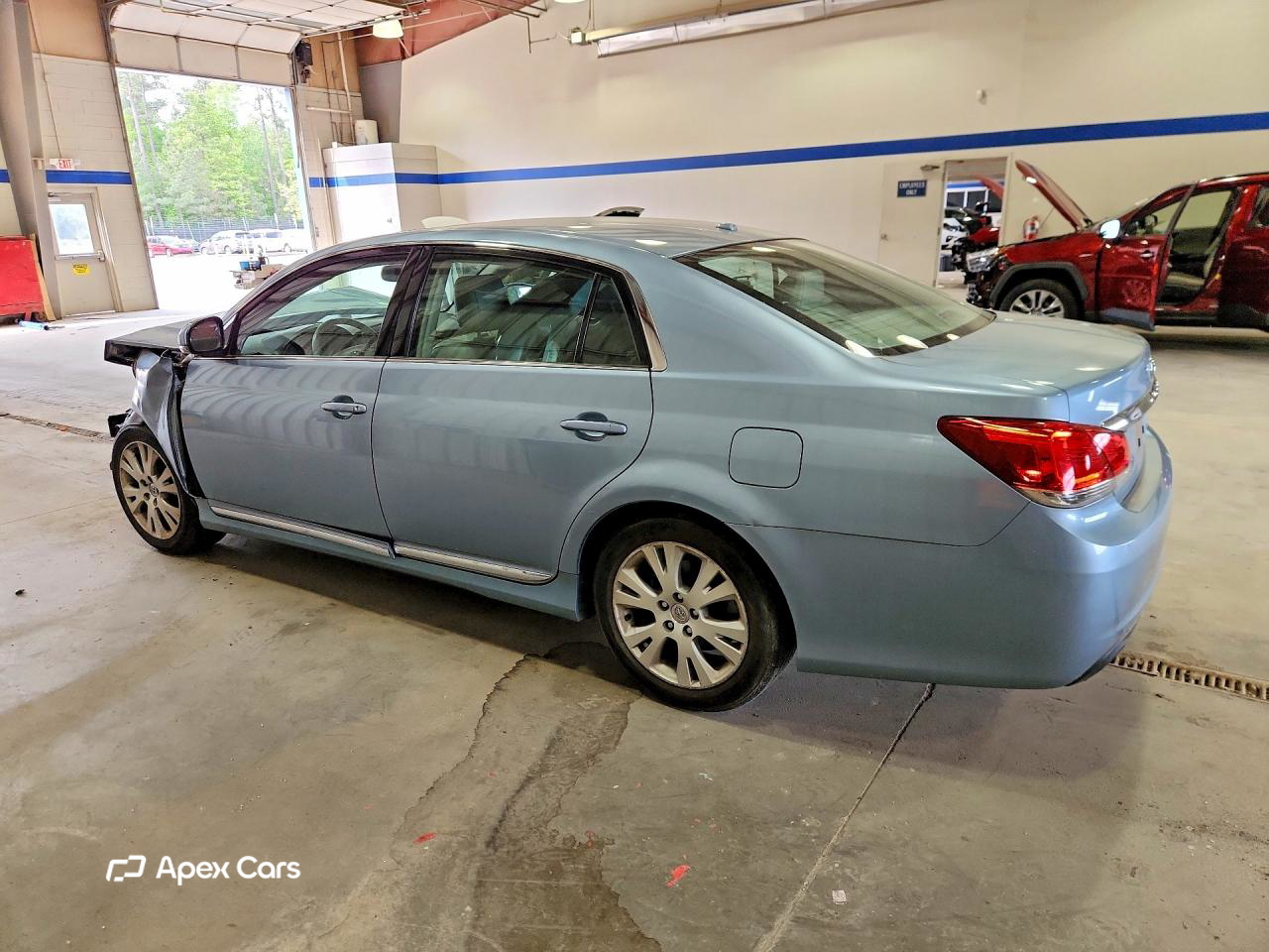 Toyota Avalon 2011