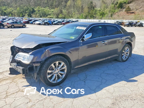 Chrysler 300 2017 - Image 1 of 13