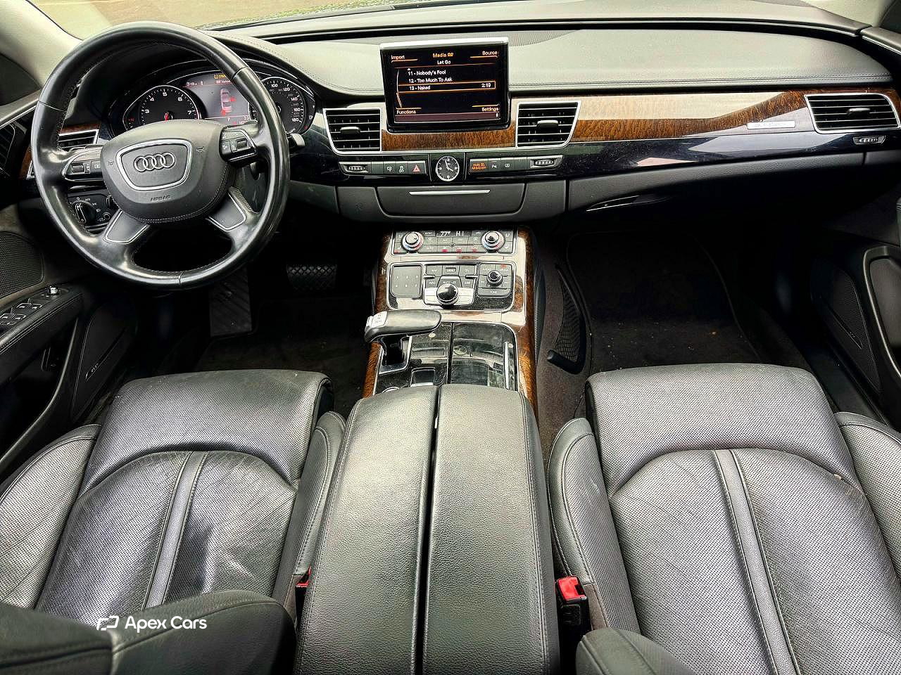 Audi A8 2011