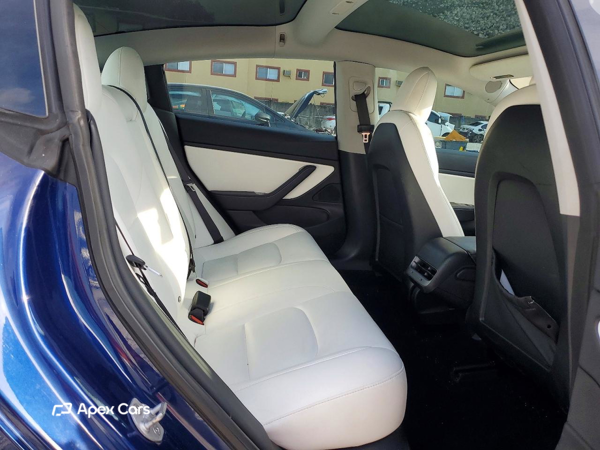 Tesla Model 3 2018