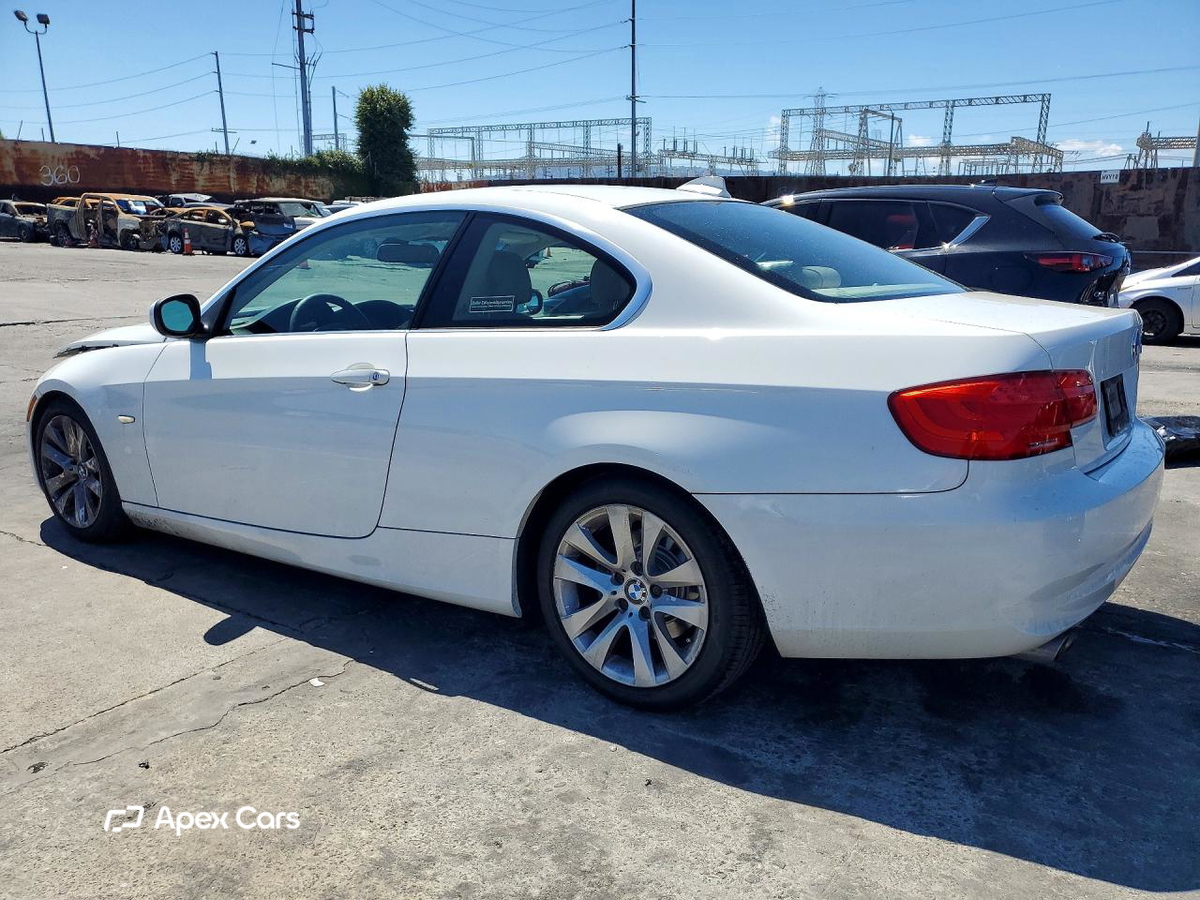 BMW Series 3 2012