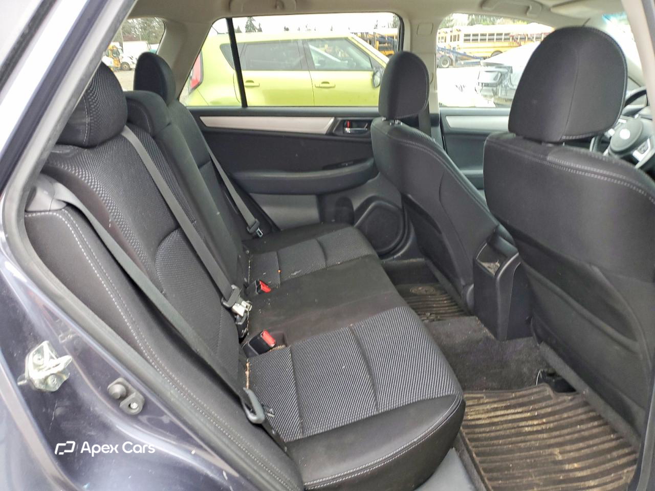Subaru Outback 2015