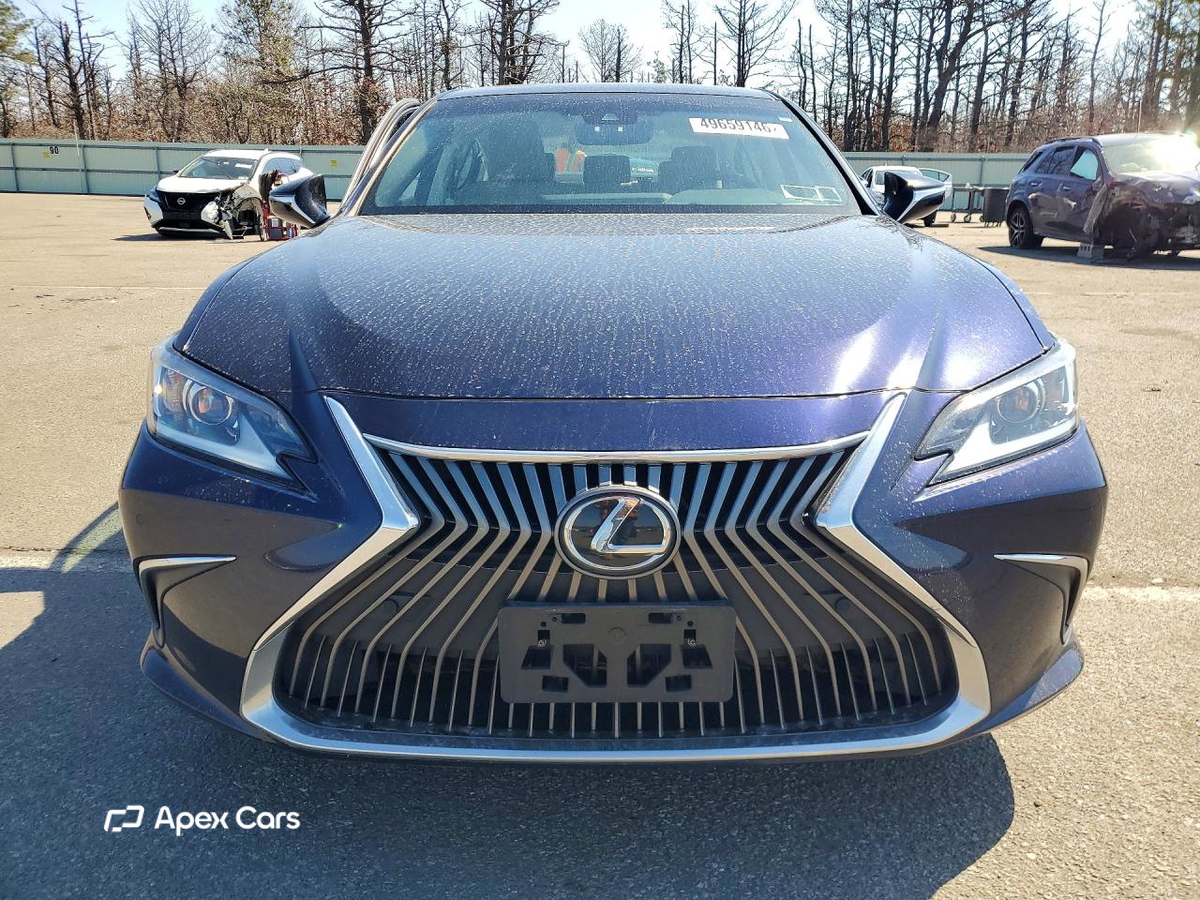 Lexus ES 2021