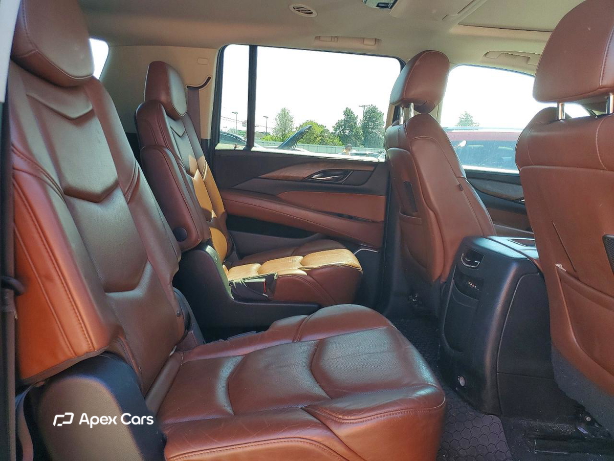Cadillac Escalade 2015