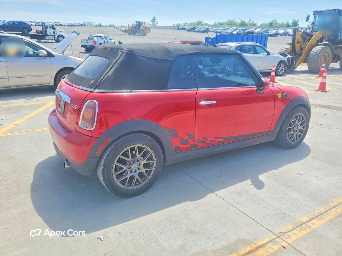 MINI Cooper 2010