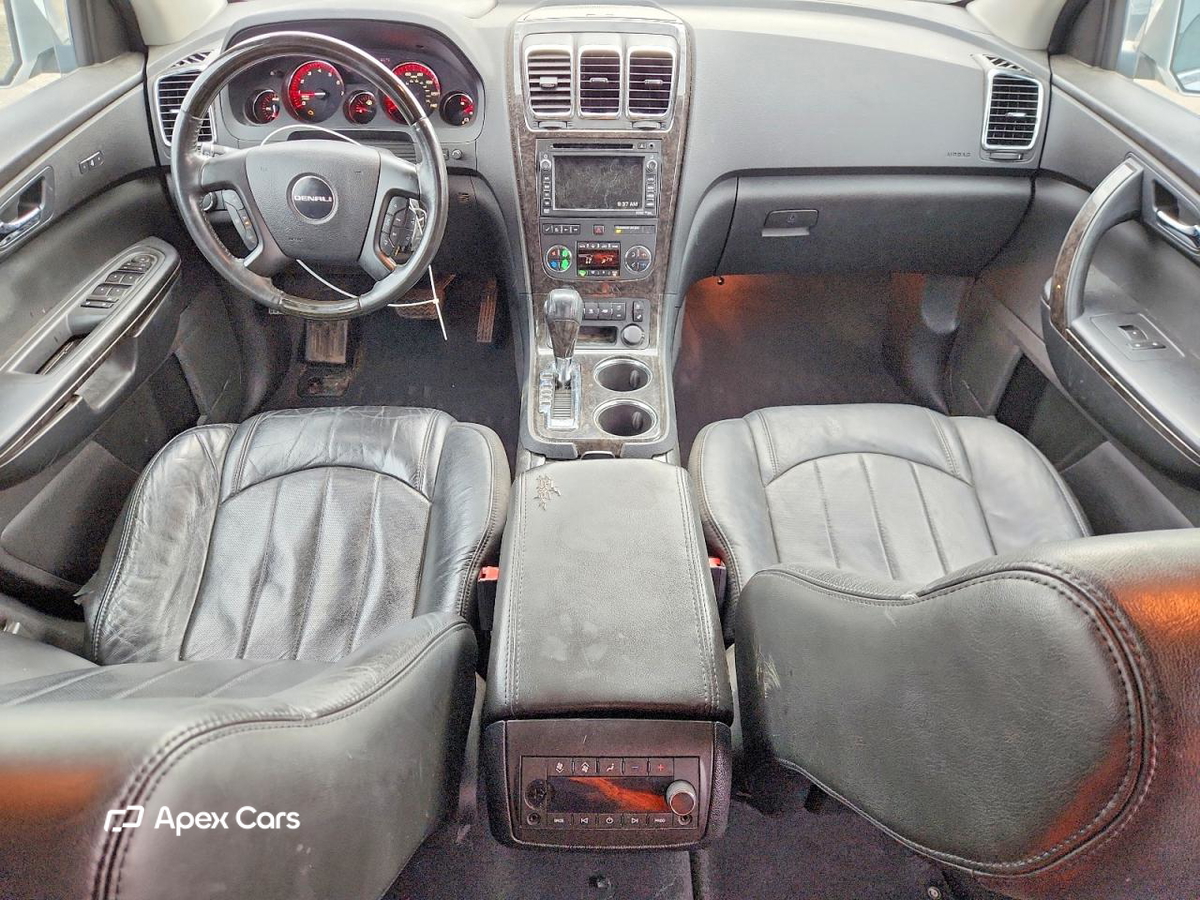 GMC Acadia 2011