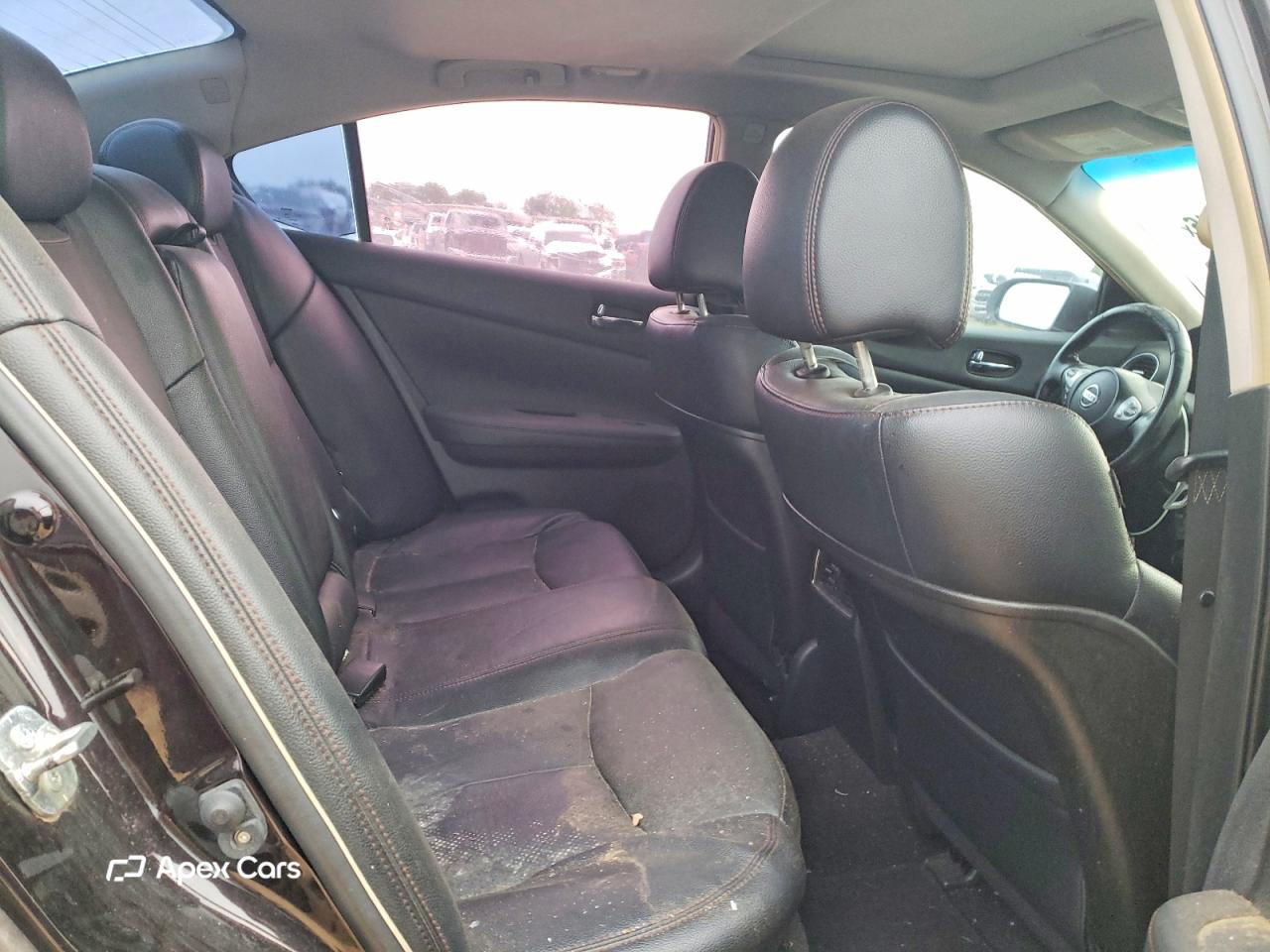 Nissan Maxima 2011