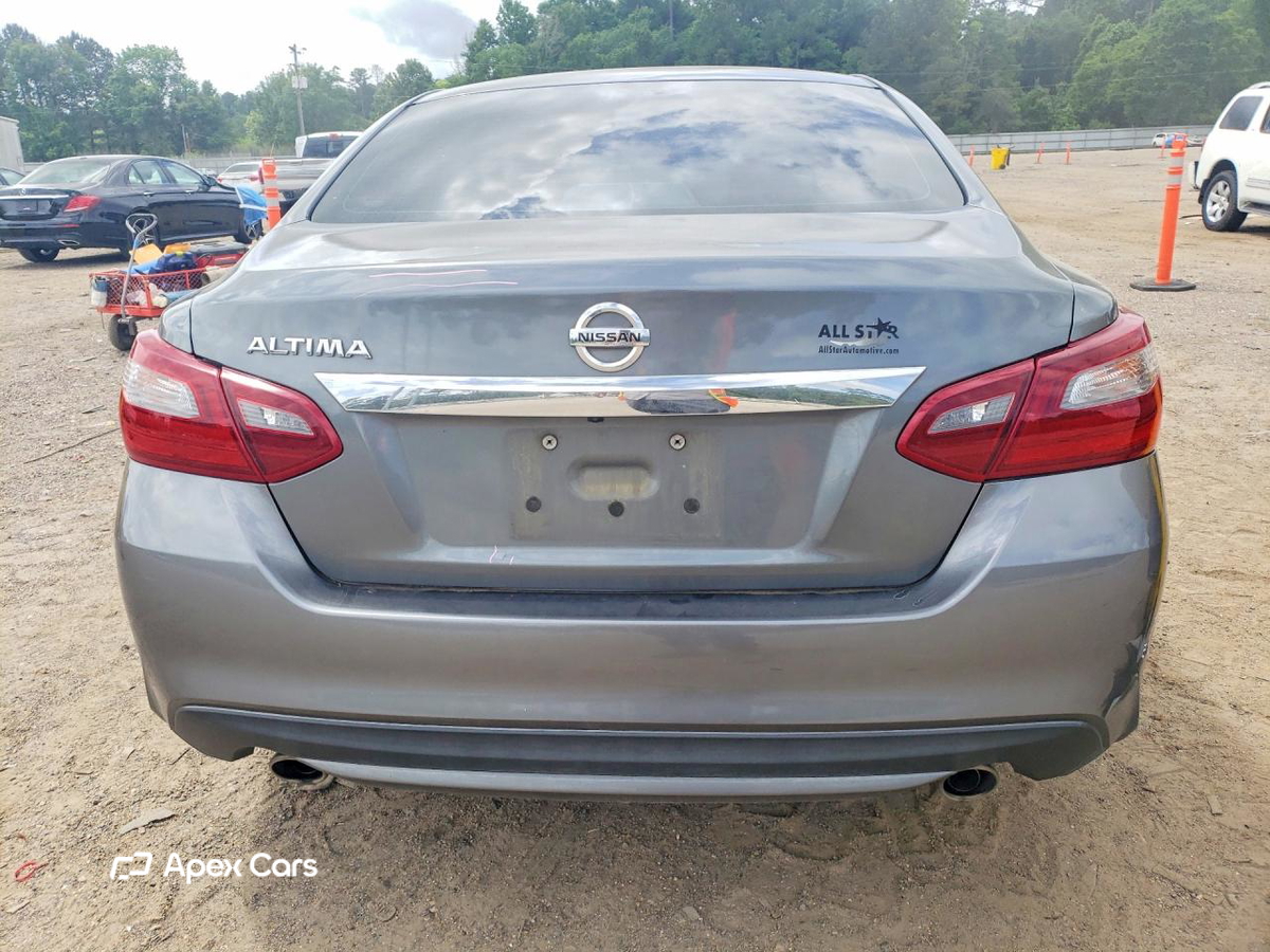 Nissan Altima 2018