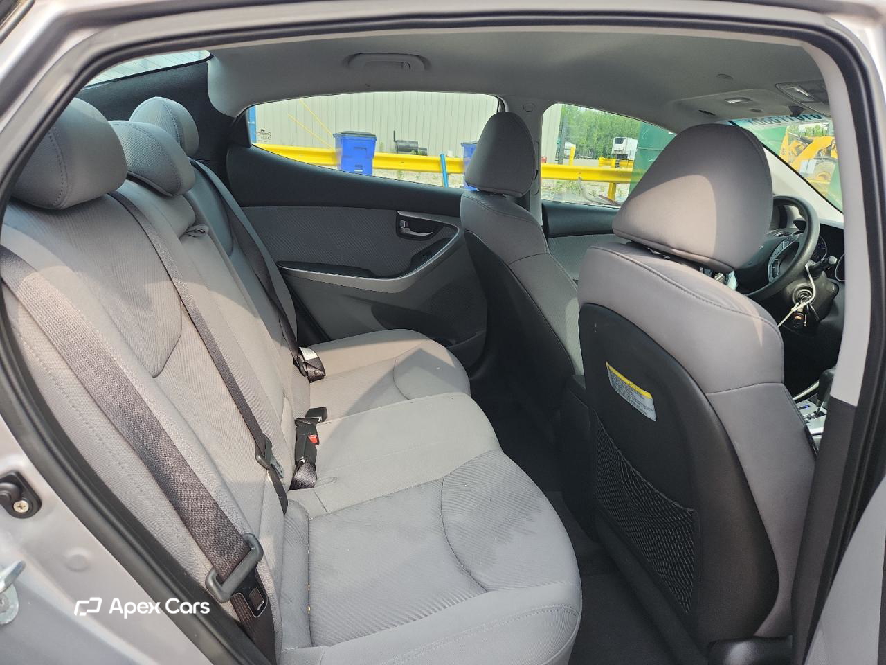 Hyundai Elantra 2012