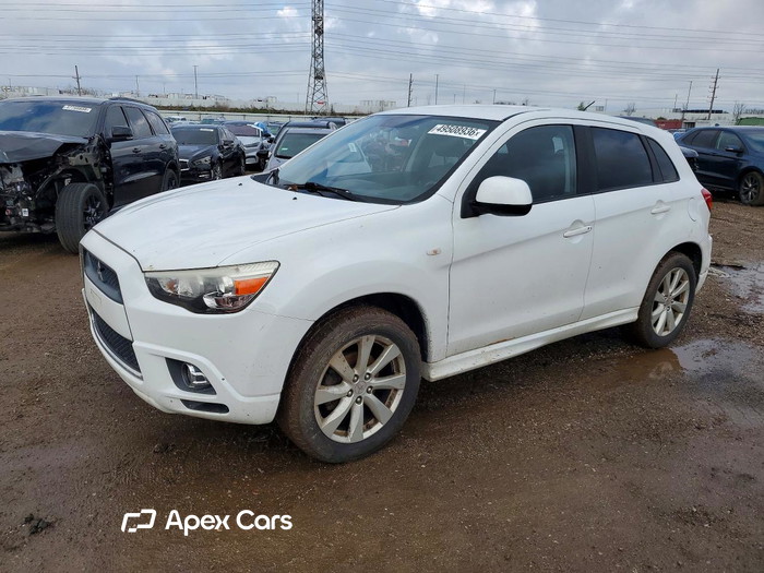 2012 Mitsubishi Outlander - Image 1 of 5